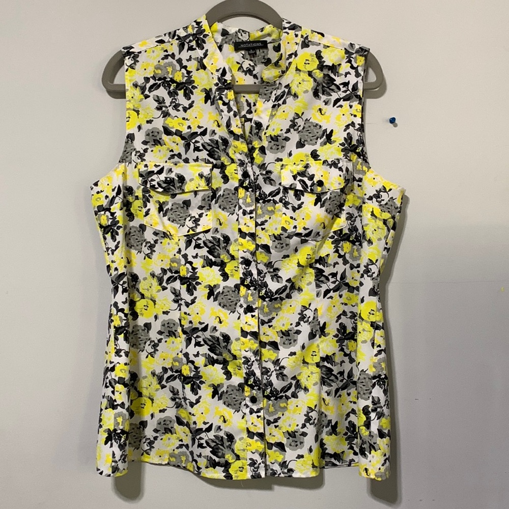 Floral womens top